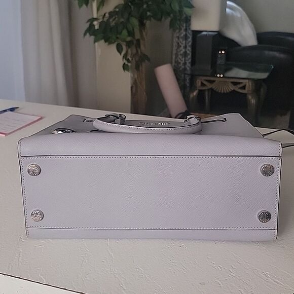 Michael Kors Bag - Picture 7 of 7